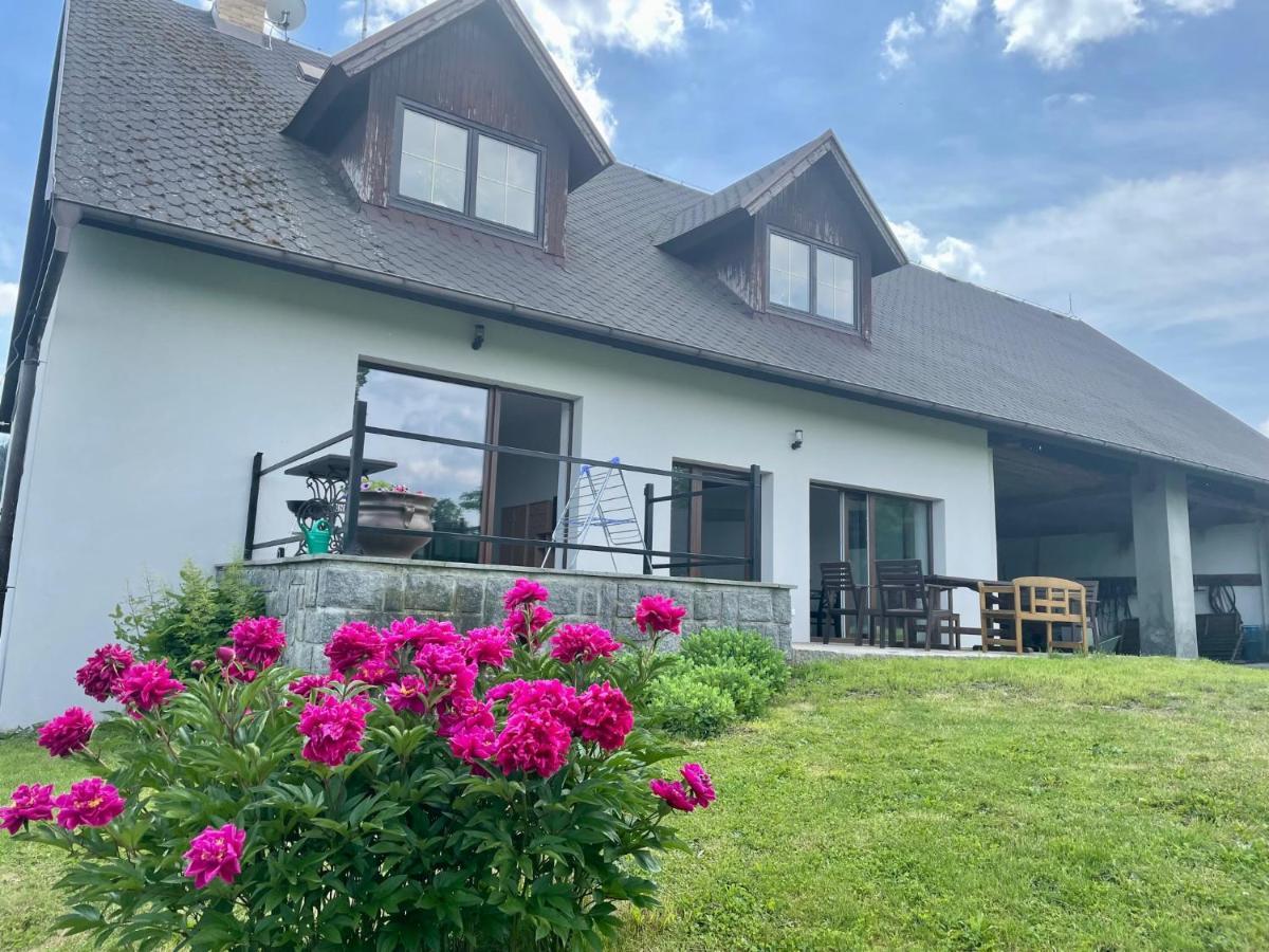 Villa Runch Smilovice Chotilsko Exterior foto